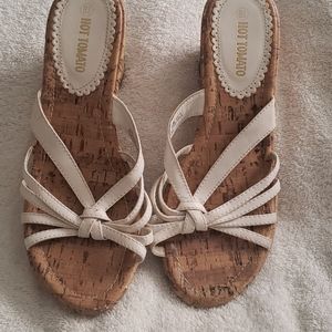 Hot tomatoes size 8 1/2 sandals